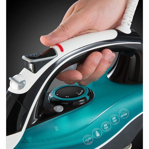 Russell Hobbs Supreme Steam Iron