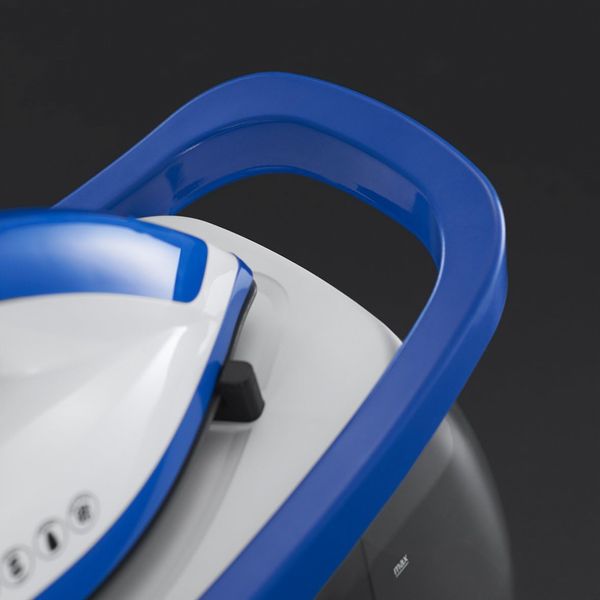 Russell Hobbs Power 95 Steam Generator Iron