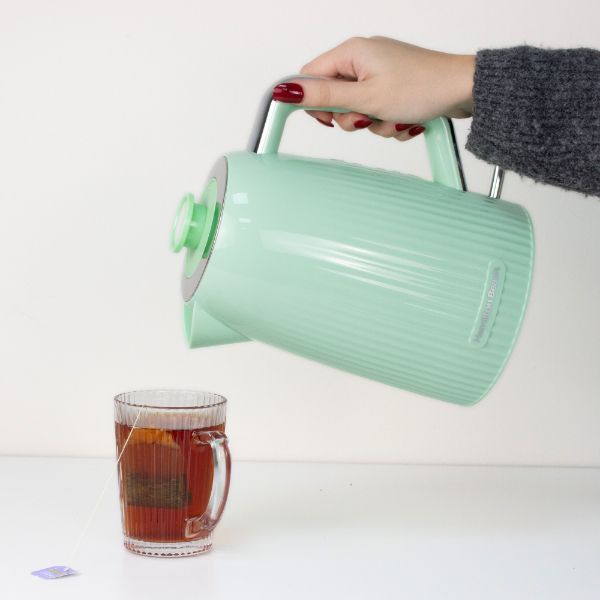 Hamilton Beach Miami Kettle and 2 Slot Toaster Mojito