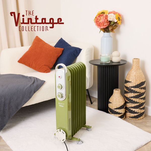 REDIFFUSION VINTAGE 9 FIN OIL FILLED RADIATOR GREEN