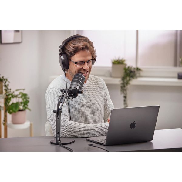 Rode PodMic USB - Versatile Dynamic Broadcast Microphone