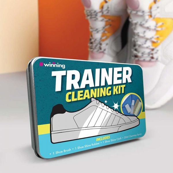 Trainer cleaning set